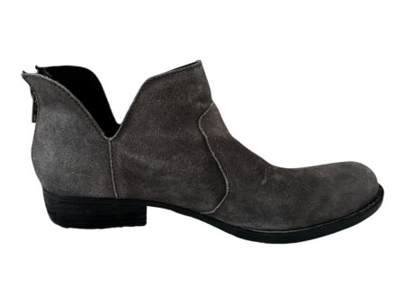 Boots Ankle Flats By Born In Grey, Size: 10 Sale