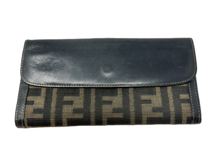 Wallet Luxury Designer By Fendi, Size: Large Cheap