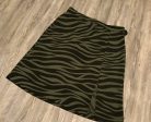 Skirt Midi By Ann Taylor In Black & Green, Size: 12petite on Sale