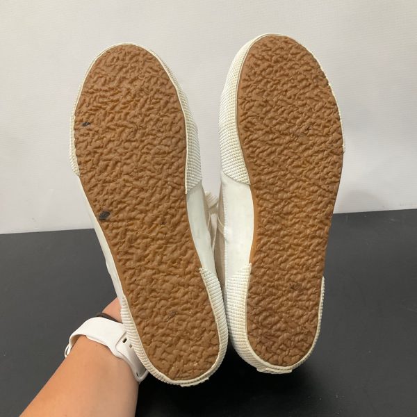 Shoes Sneakers By Gap In Cream, Size: 8.5 Sale