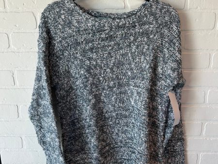 Sweater By Cmc In Grey & White, Size: L Sale