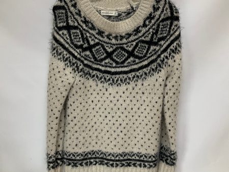 Sweater By Abercrombie And Fitch In White, Size: M Hot on Sale